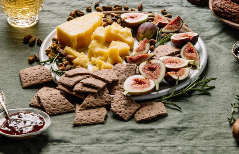 plate of cheese and crackers